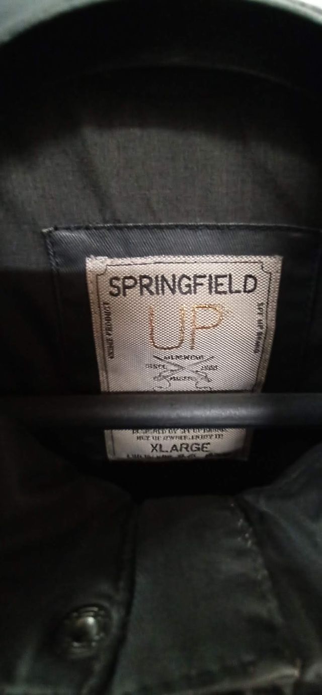 Chaqueta de hombre negra.