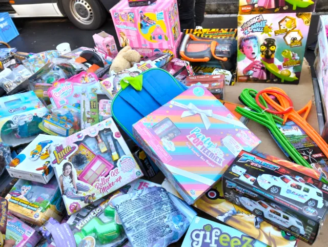 Lote  de jugetes para mercadillo o tienda