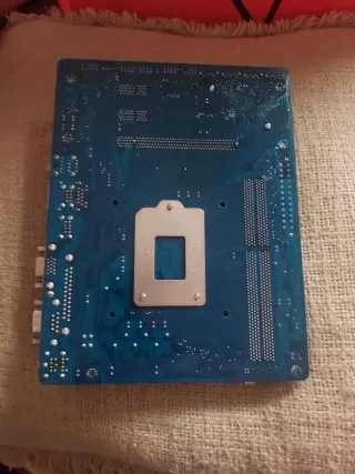 Placa Base Gigabyte GA-H61M-DS2 Socket 1155