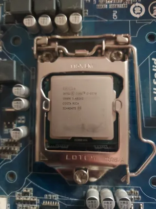 Placa Base Gigabyte GA-H61M-DS2 Socket 1155