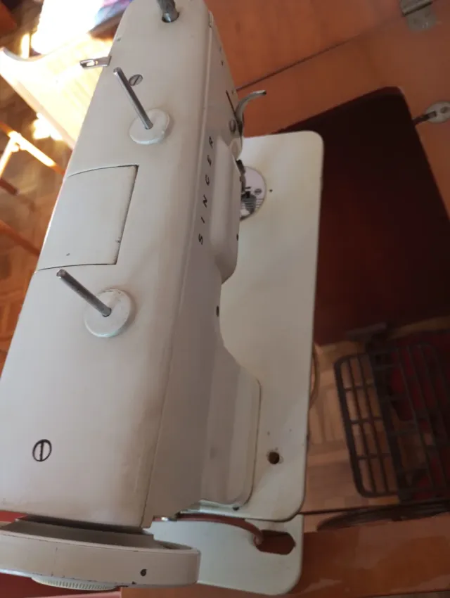 Máquina de coser Singer