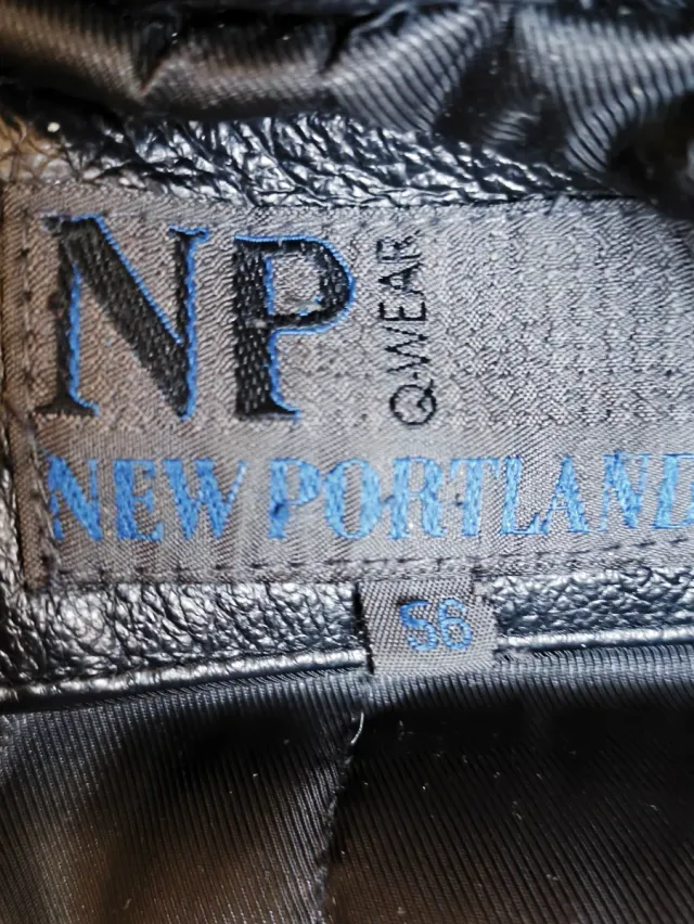 Abrigo de piel acolchado para hombre