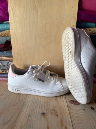 Zapatillas Adidas Talla 38 Blancas y Rosas