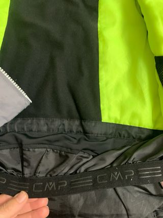 2 cazadoras niño Columbia y CMP