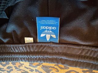 Chándal Adidas Negro y Dorado