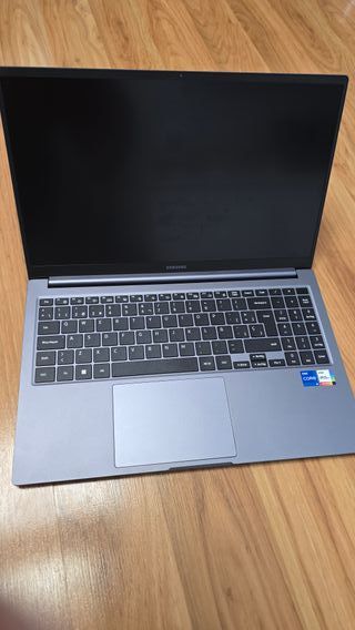 Samsung Galaxy Book4 Intel Core i5