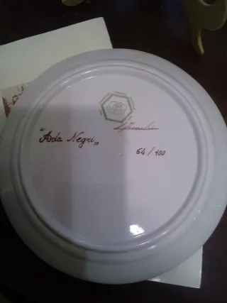 Serie piatti decorativi ceramica ritratti