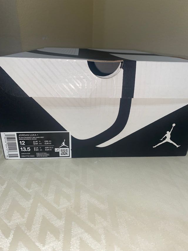 Air Jordan Luka 1 Negro/Rojo