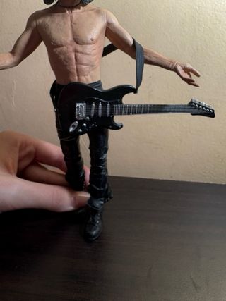 Figura Eric Draven El Cuervo Guitarra
