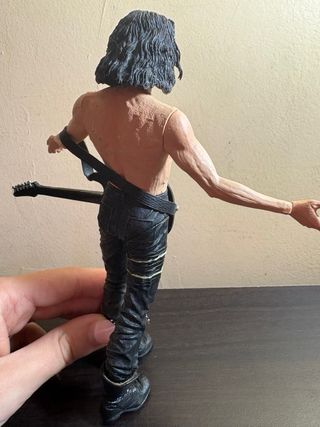 Figura Eric Draven El Cuervo Guitarra