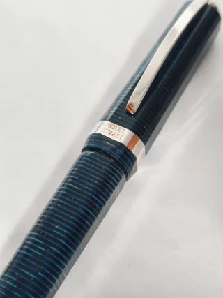 Visconti Wall Street Rollerball Pen