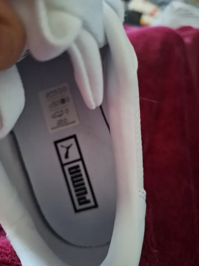 Zapatillas Puma Talla 39 Blancas y Doradas