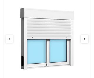 Ventana corredera aluminio blanca con persiana