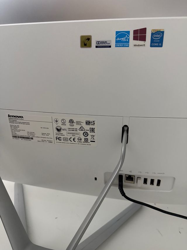 Ordenador PC 
 C50-30 All-in-One – Intel i5 