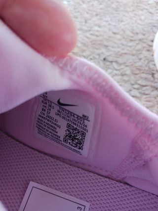 Zapatillas Nike Niña Rosa