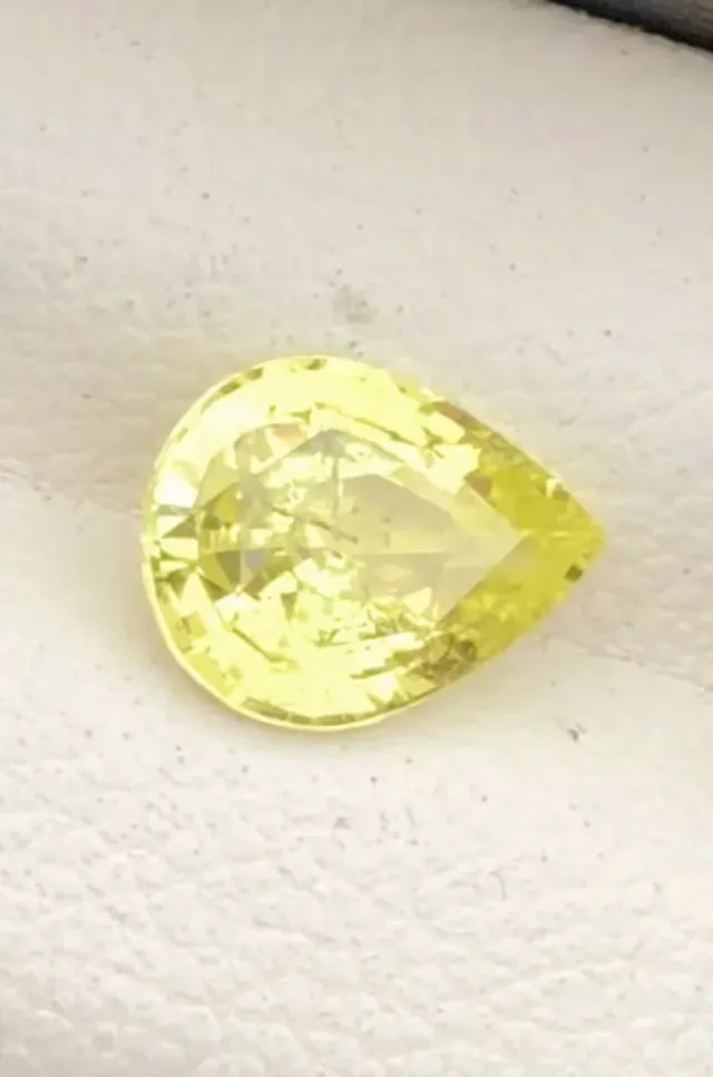 1.24cts Alejandrita Natural Certificada