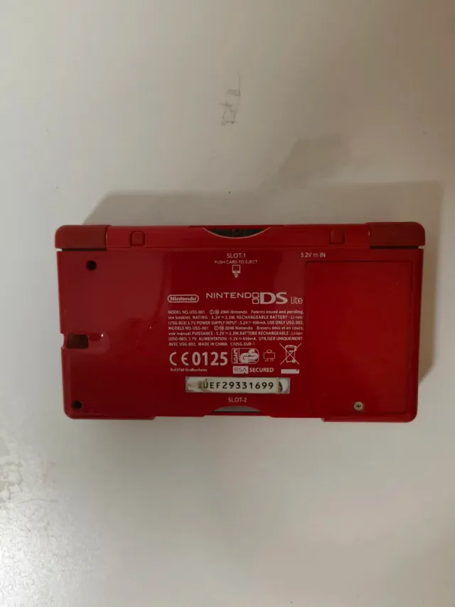 Nintendo DS Lite Roja - Sin Cargador