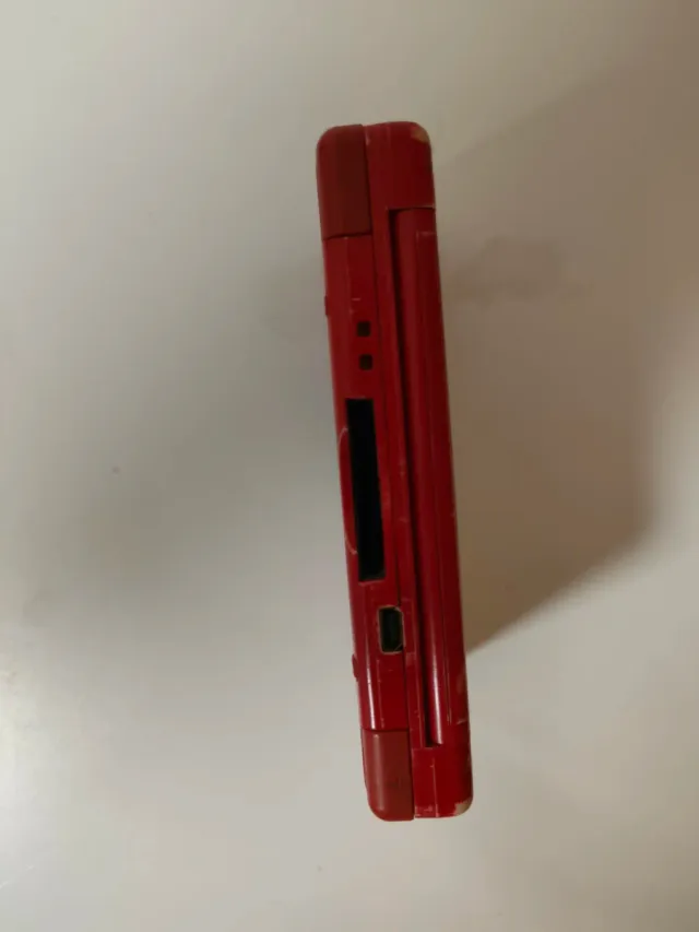 Nintendo DS Lite Roja - Sin Cargador