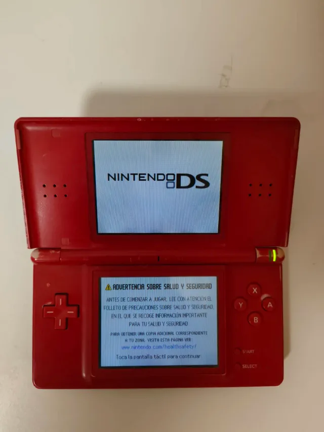 Nintendo DS Lite Roja - Sin Cargador