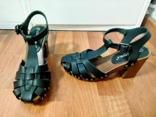 Sandalias nuevas t.37