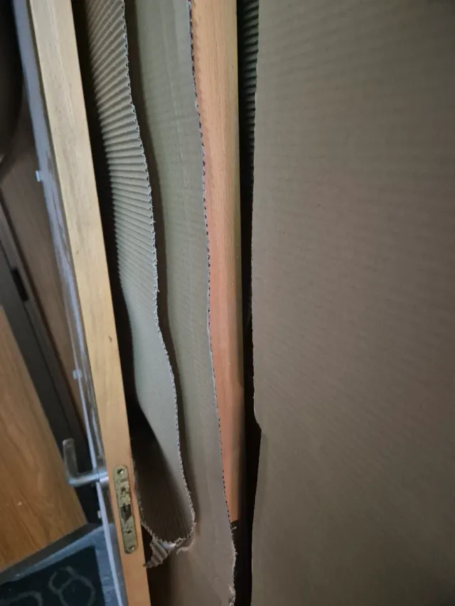 Puertas madera maciza