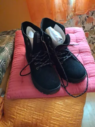 Botas Skechers Montaña Negras