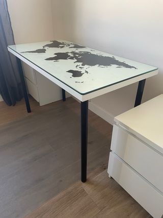 Mesa Ikea Linnmon con cristal a medida