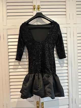 Vestido fiesta Zara lentejuelas negro