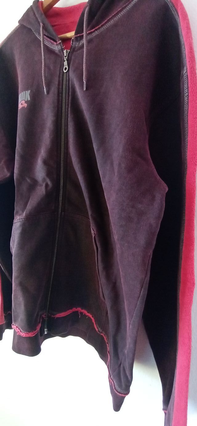 Sudadera con cremallera hombre morada y roja