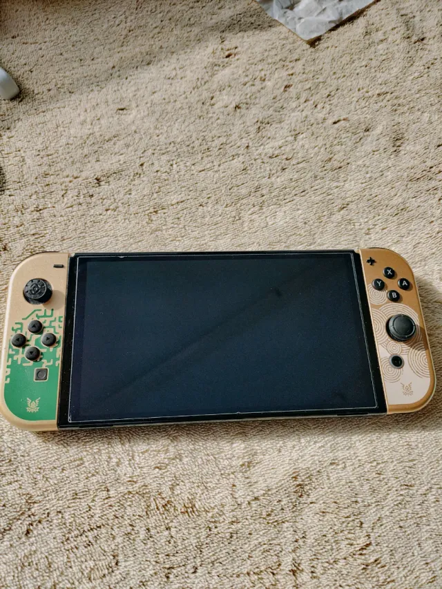 Nintendo Switch OLED Edición Zelda