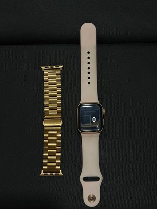 Apple Watch Series 4 GPS + Cellular Oro