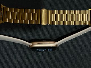 Apple Watch Series 4 GPS + Cellular Oro