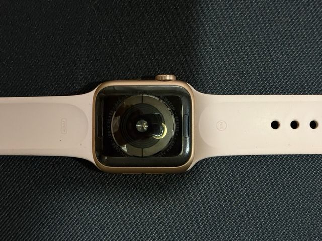 Apple Watch Series 4 GPS + Cellular Oro