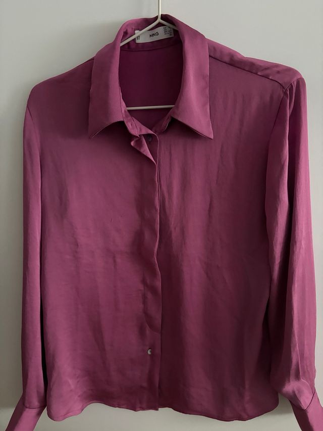 Camisa satinada fucsia Mango