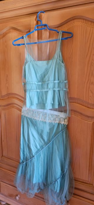 Vestido verde agua con tul y encaje