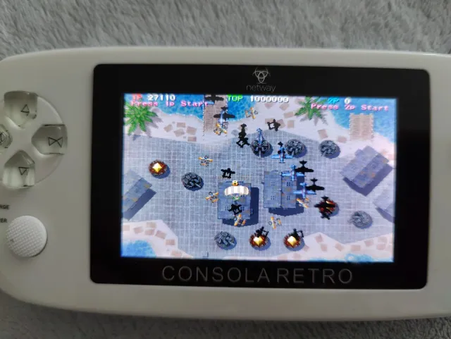 Consola de juegos Netway blanca