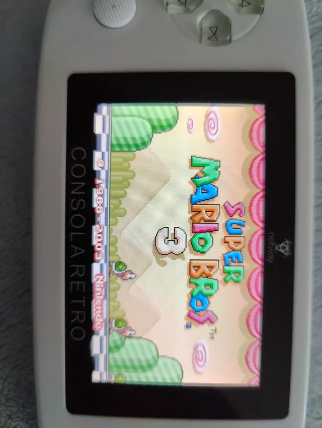 Consola de juegos Netway blanca