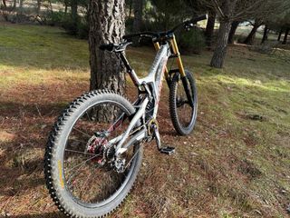 Bicicleta Descenso Santa Cruz V10