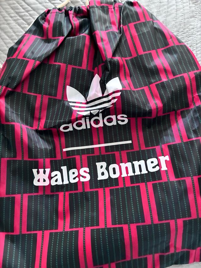 Zapatillas Mujer Negras y Doradas