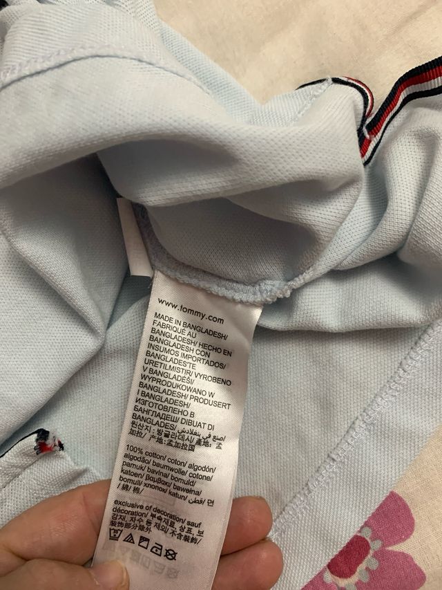 Polo niño Tommy Hilfiger con etiqueta