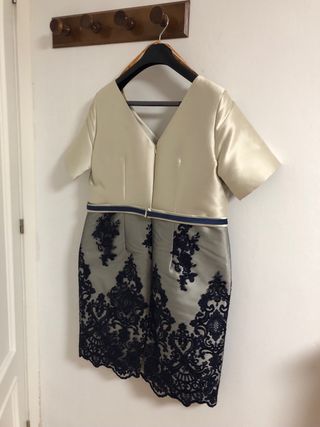 Traje ceremonia vestido y abrigo plateado/azul