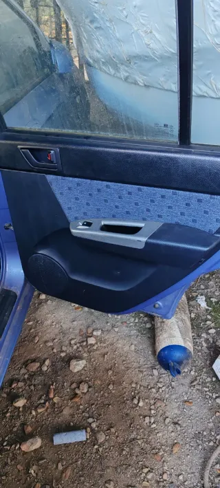 Puertas hyundai getz 2005 color Azul