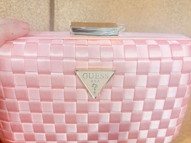 Bolso Guess Rosa y Dorado