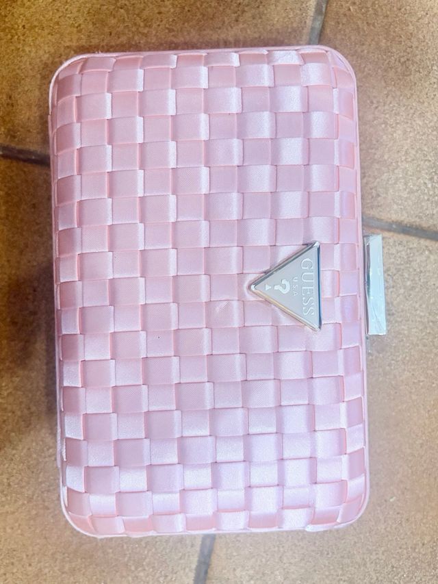 Bolso Guess Rosa y Dorado