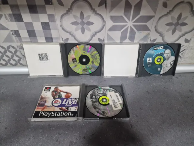 Juegos PlayStation 1: WCW, NBA Live, Supercross