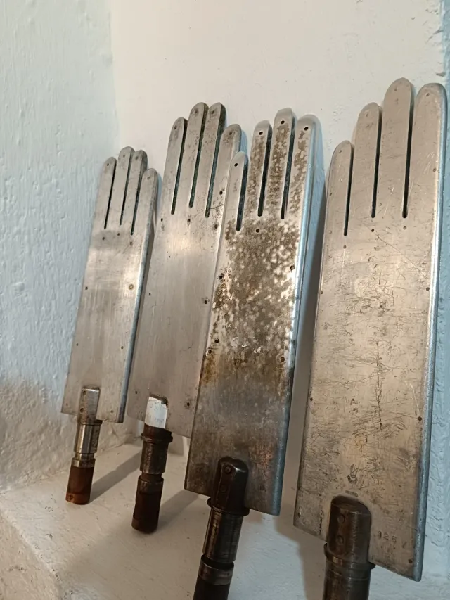 Moldes planchas guantes piel