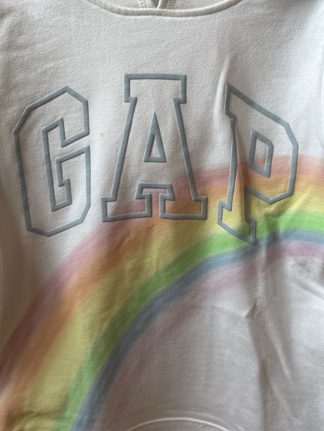 Sudadera GAP niña arcoíris blanca