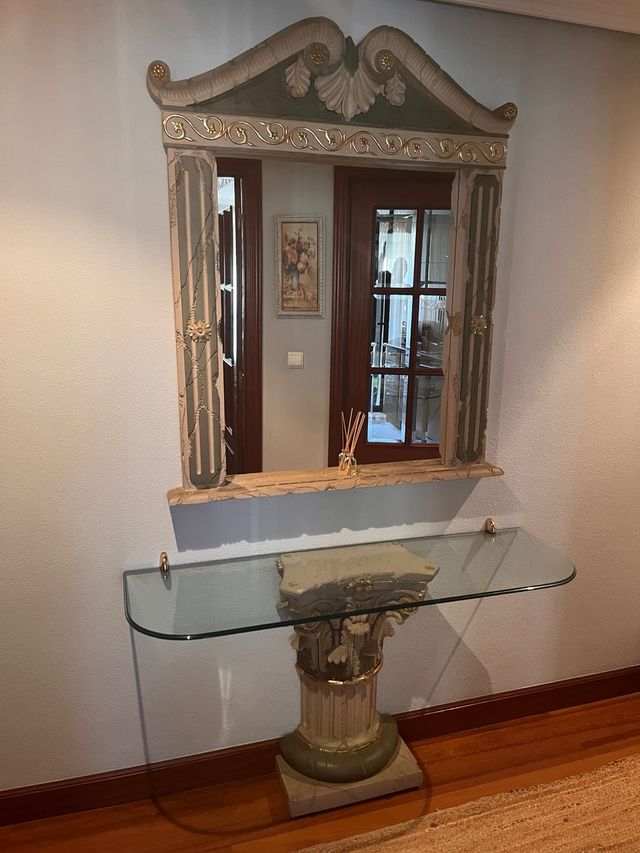 Mueble de entrada con espejo