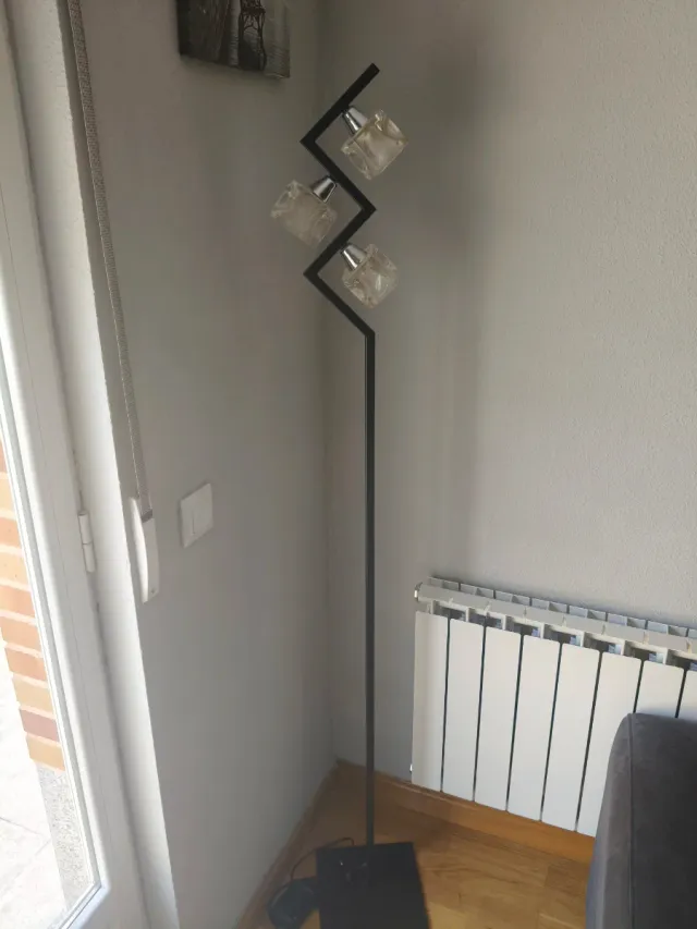 Lámpara de pie 3 luces zig-zag