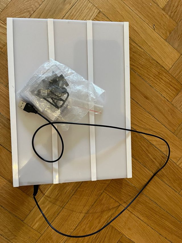 Caja de luz LED con cable USB